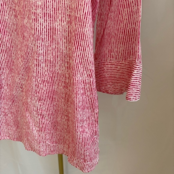 Chico’s Lightweight 100% cotton popover pink and white stripe with pockets. L/12 - Picture 5 of 5